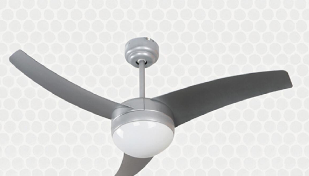 Noitavonne 42" Ceiling Fan - Silver Finish